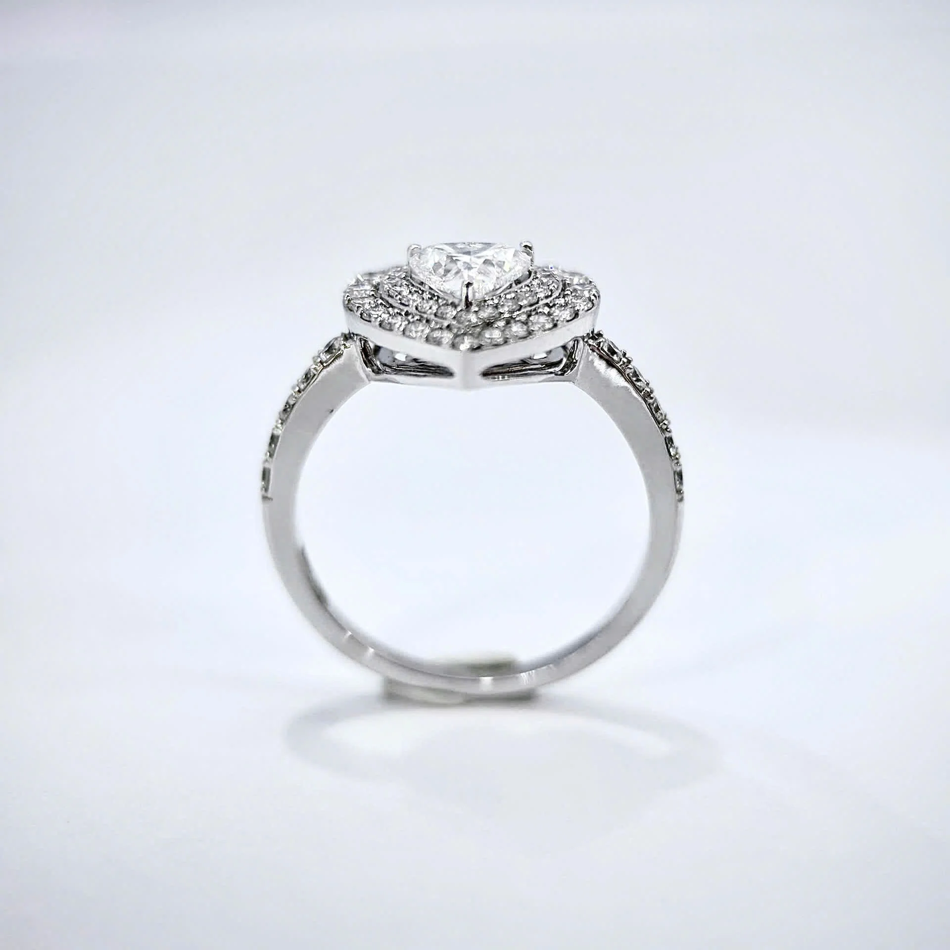 Nhẫn nữ kim cương  NNU-370