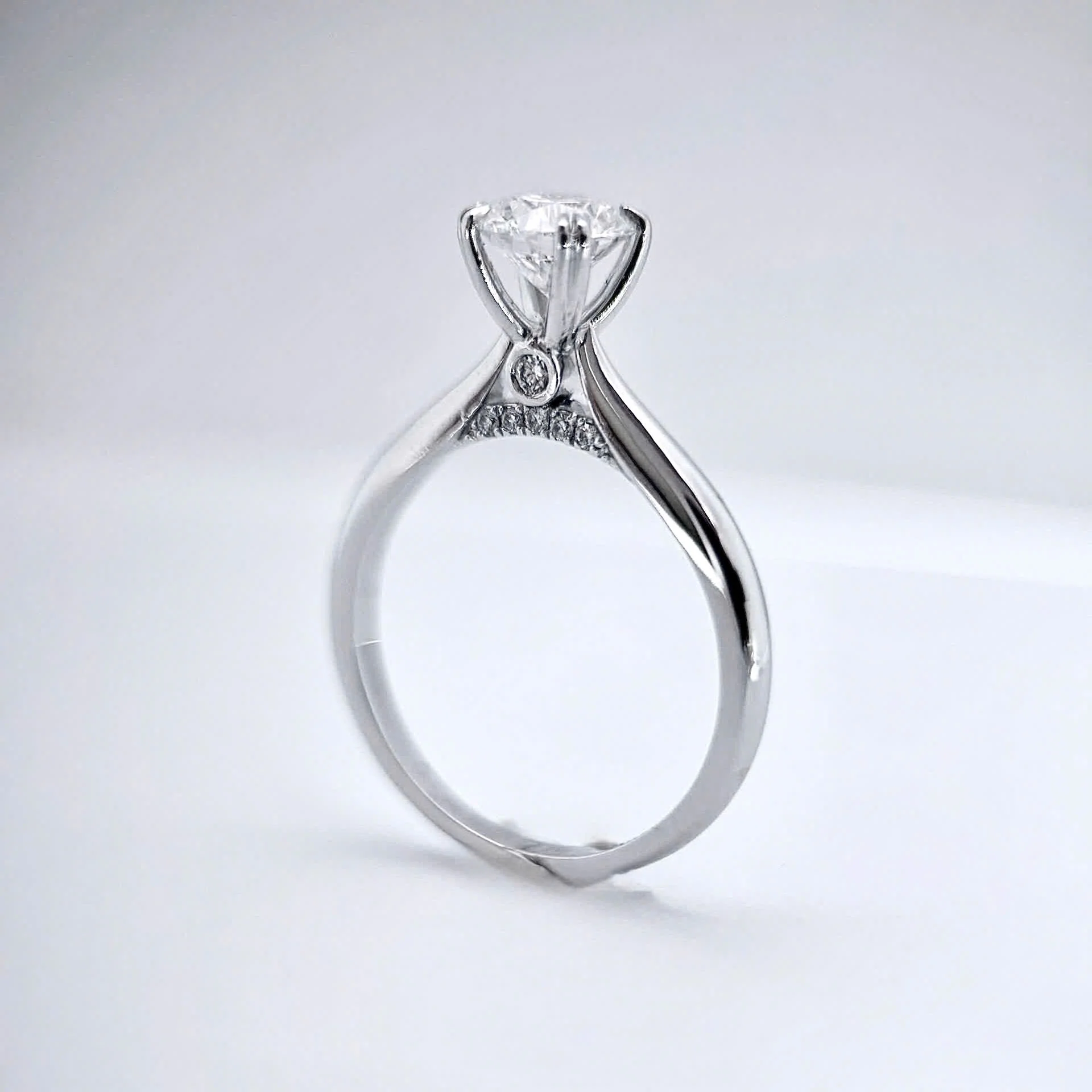 Nhẫn nữ kim cương NNU-389