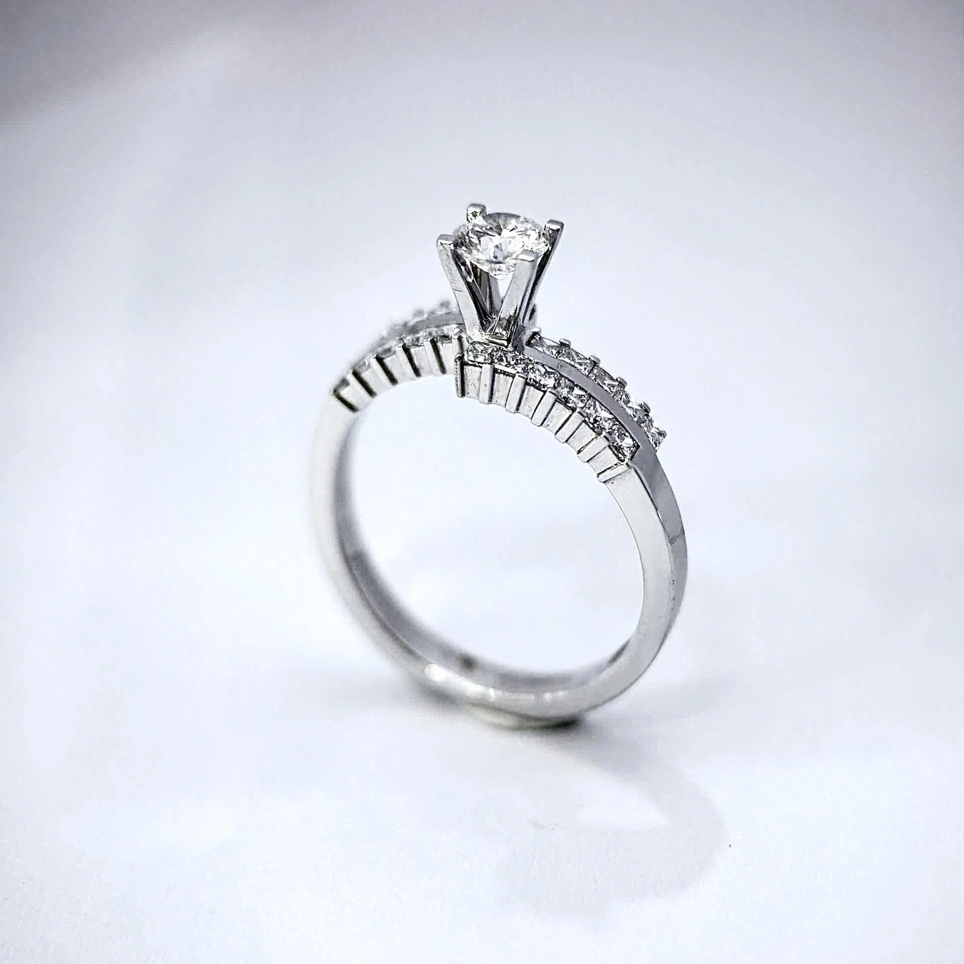 Nhẫn nữ kim cương NNU-408